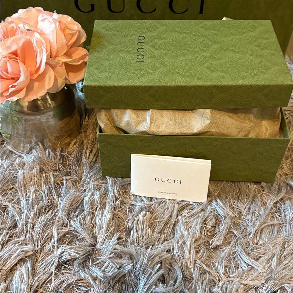 Authentic Gucci Ophidia small cosmetic case!! - Picture 8 of 10
